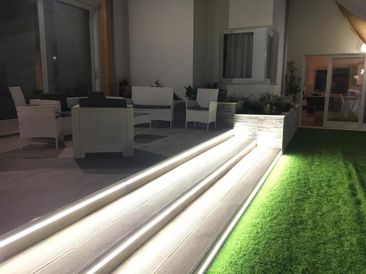 Thevilla Holiday Silvi Marina Bagian luar foto